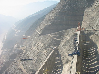 DATAEAGLE am 3 Schluchten Staustamm in China - Schildknecht AG