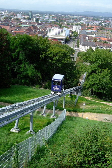 Schräglift zum Schlossberg in Freiburg - Schildknecht AG